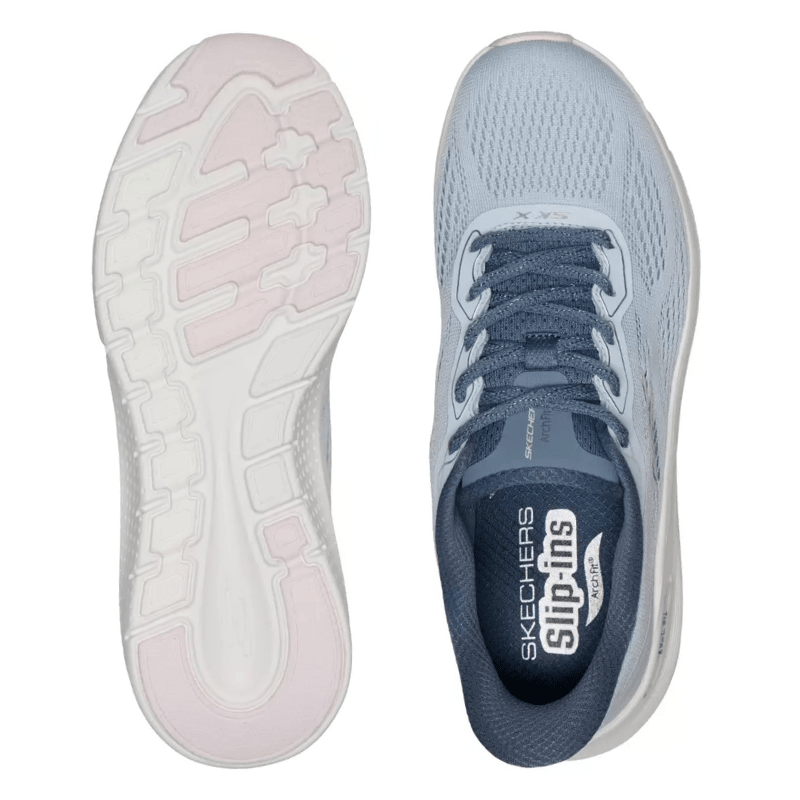 Skechers slip-in damsneaker sedd ovanifrån med synlig Arch Fit innersula och yttersula