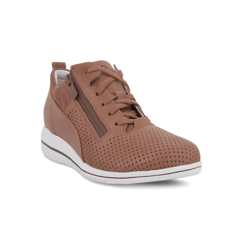 Green Comfort damsneaker i brun färg, sedd snett framifrån med snören och dragkedja på sidan