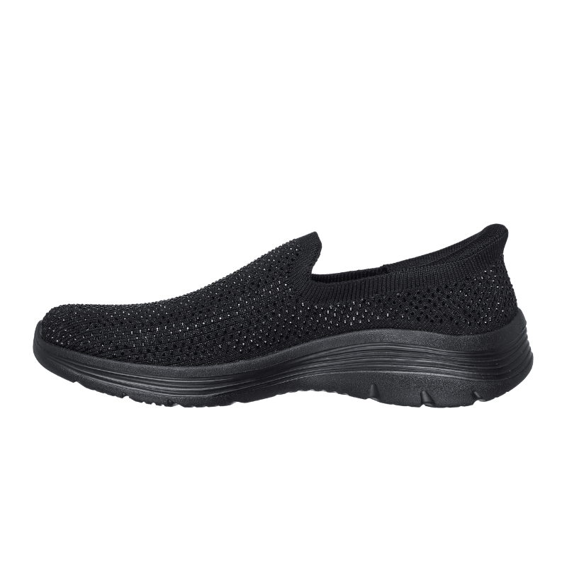 Svart Skechers damsko med stickad ovandel och glittrande strass, sedd från höger sida