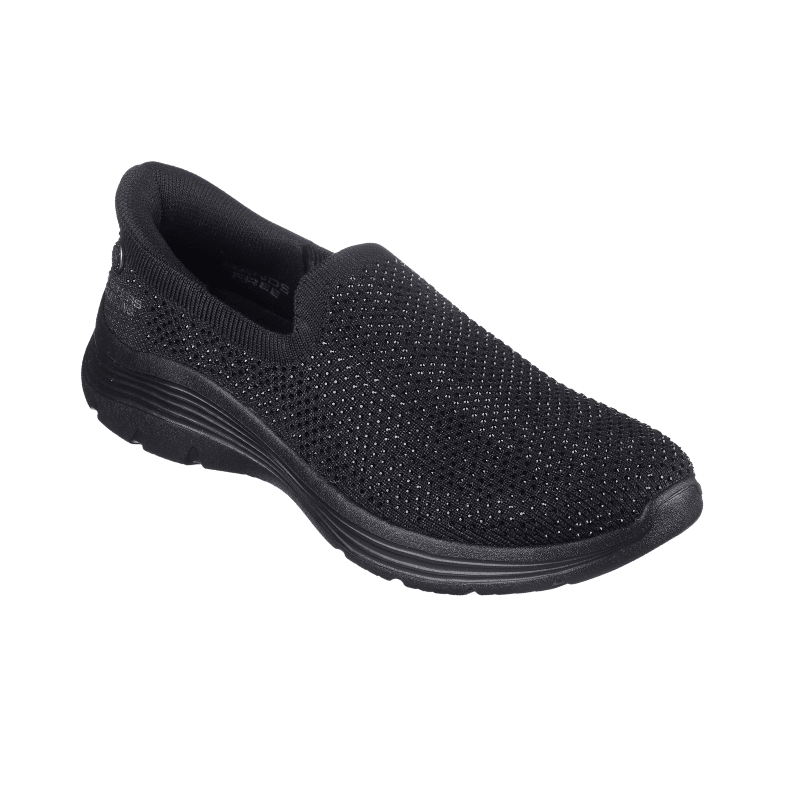 Svart Skechers slip-in damsko med glittrande strass på den stickade ovandelen, snett framifrån