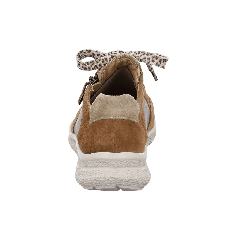 Brun Hartjes damsneaker sedd bakifrån, visar den bruna mockahälen och den vita yttersulan