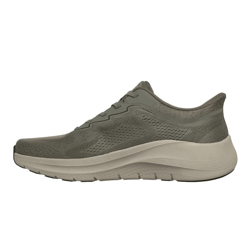 Olivgrön Skechers herrsko med andningsbar mesh-ovandel och elastiska snören, sedd från höger sida
