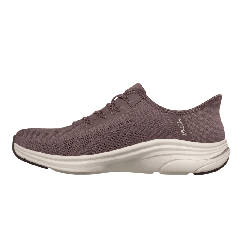 Skechers brun slip-in damsneaker med stickad ovandel och vit sula, sedd från andra sidan