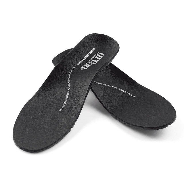 To sorte Green Comfort EnergySole Shape indlægssåler til herre, set let skråt forfra