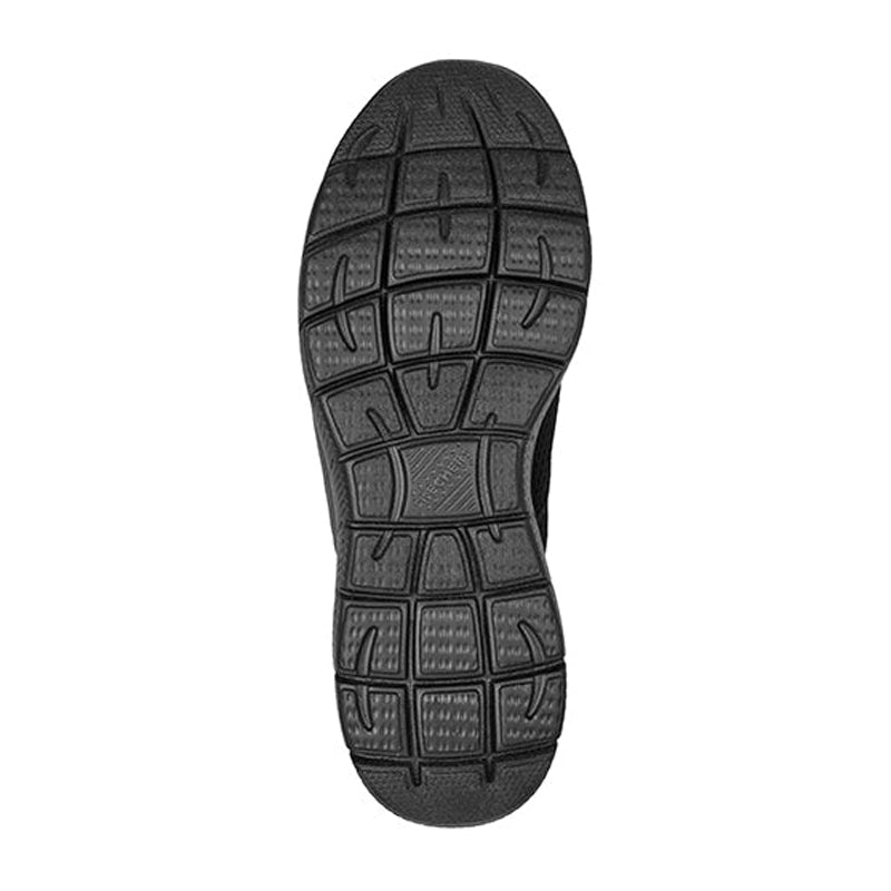 Svart Skechers slip-in herrsneaker sedd underifrån, med detaljerad mönstrad gummisula för grepp