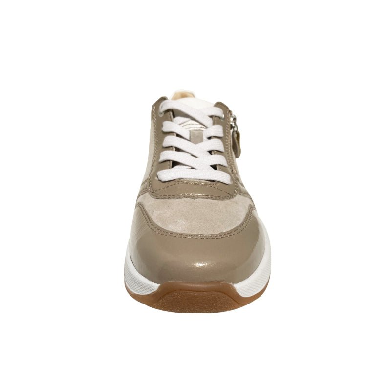 Beige damsneaker från Fidelio med vita snören och dragkedja, sedd framifrån
