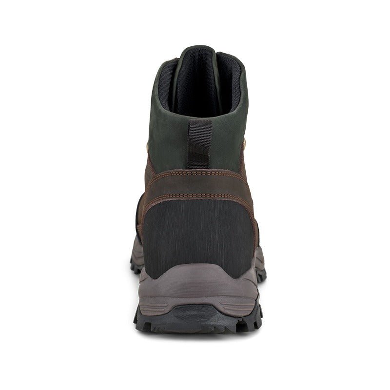Green Comfort outdoor herrestøvle i brun nubuck, set bagfra med hæl og trækstrop