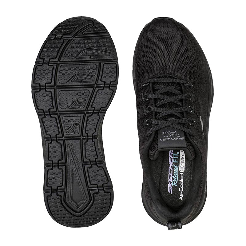 Två svarta Skechers damsneakers sedda uppifrån, visar yttersulan och innersulan med Air-Cooled Memory Foam
