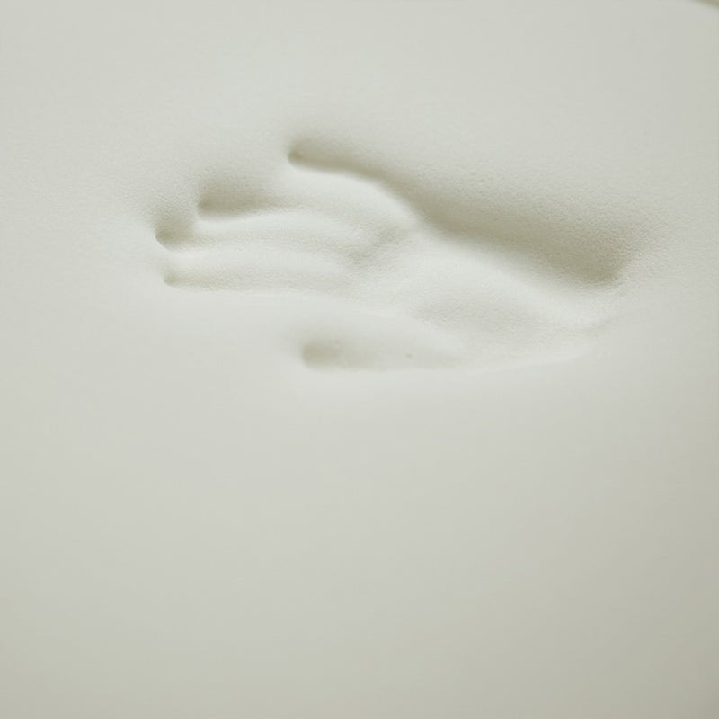 Bäddmadrass med inkontinensöverdrag