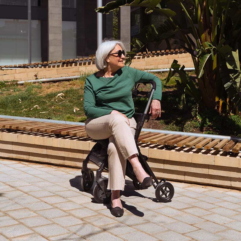 R05 dramatenväska med sits - Grön