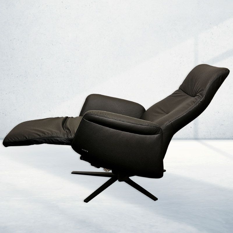 Himolla 7910 vilstol, Svart läder, Flera str.